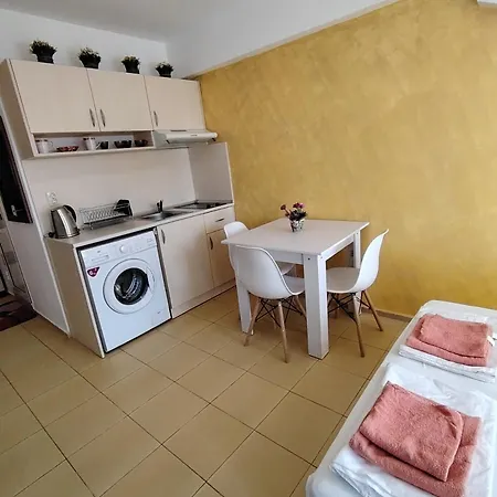 жасмин клуб Apartament Słoneczny Brzeg
